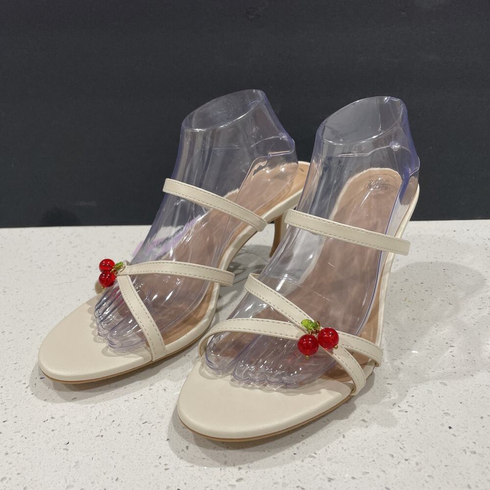Strappy Heels W/Brodie Charm Sz 11 Ivory NWT - Wild Fable